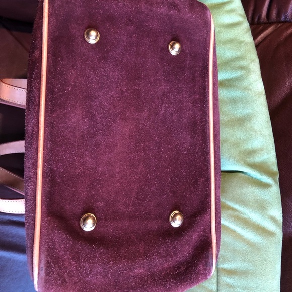 Dooney & Bourke suede shoulder bag - Picture 3 of 10